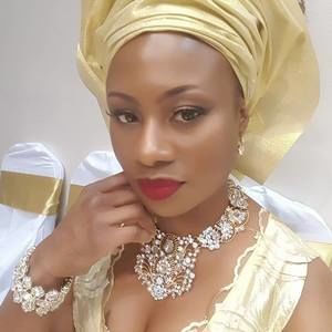 Meet your Posher, Valisa